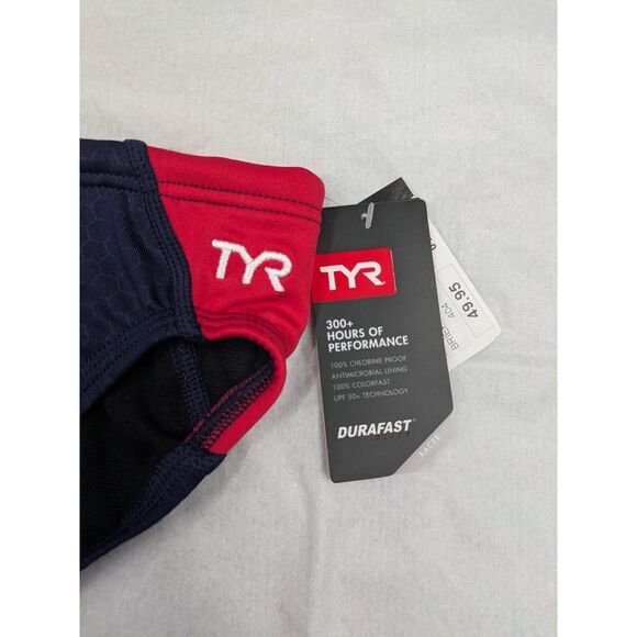 TYR Boys Durafast Hexa Blade Racer Brief Swimsuit Navy and Red sz 28 *NEW* - Picture 5 of 7